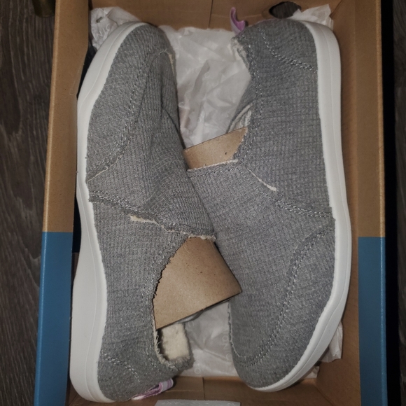 Vionic Beach Womens Malibu Slip On Shoes - Picture 3 of 5